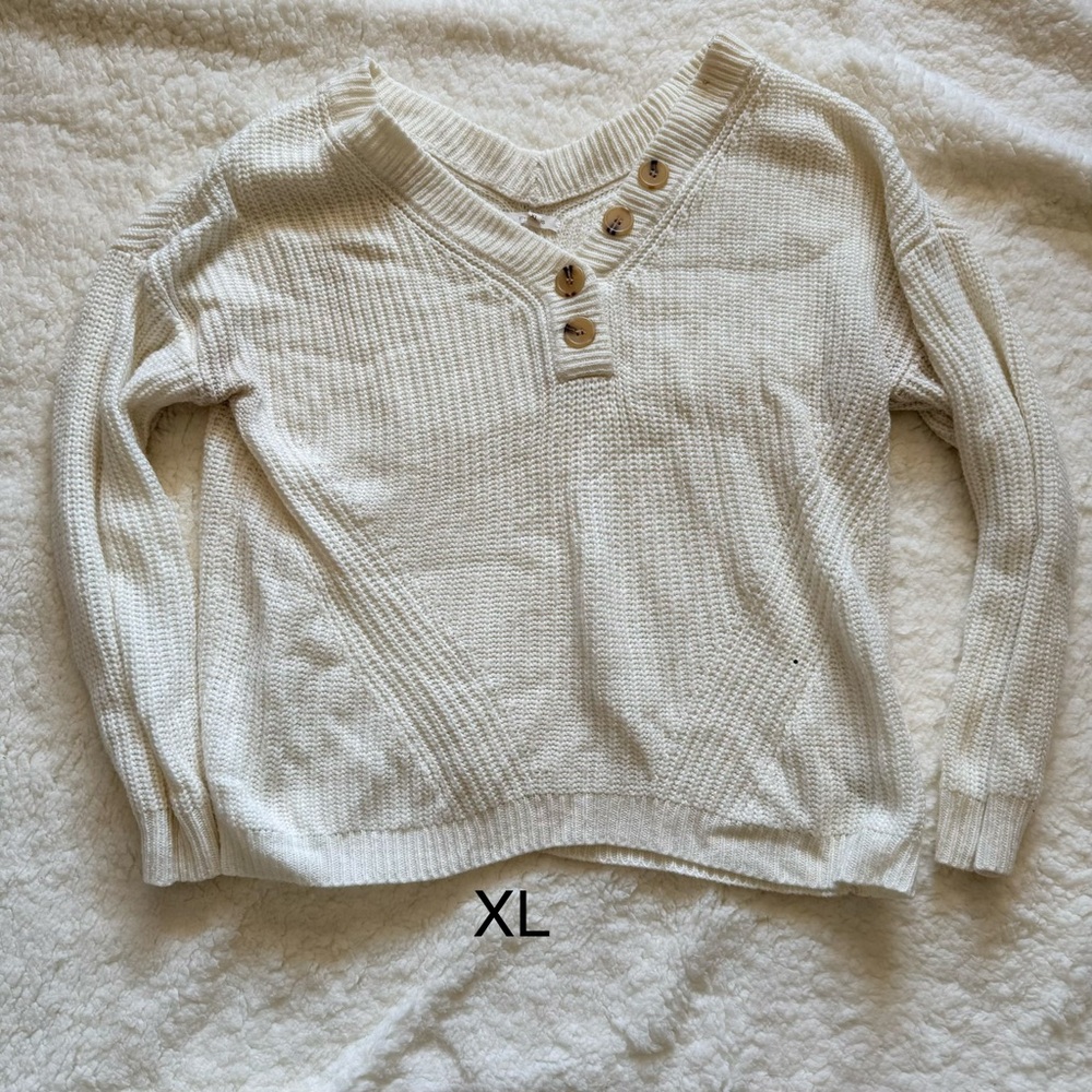Cream Button-Detail Sweater XL